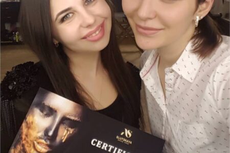 Обучающий курс - уроки визажиста в центре Киева - макияж для себя. Автор Style Wizard / Диана Кулькова.
