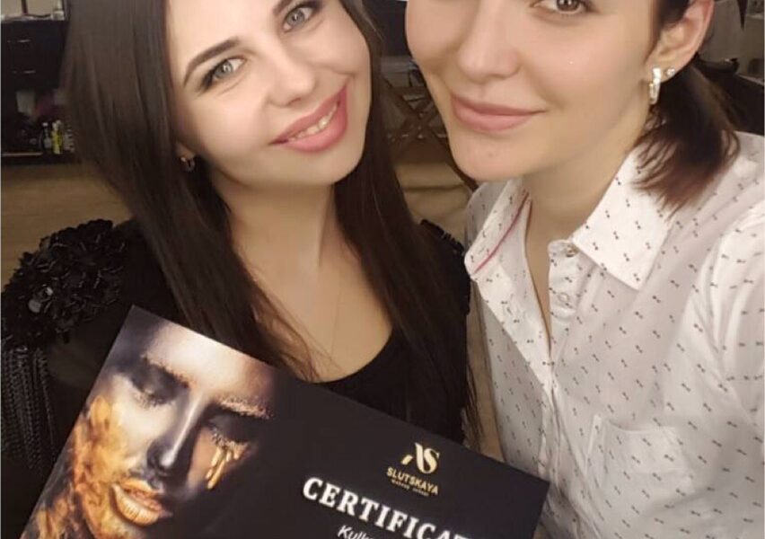 Диана Кулькова - кто это? Обучающий курс - уроки визажиста в центре Киева - макияж для себя. Автор Style Wizard / Диана Кулькова.